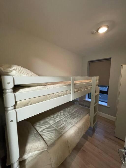 Entire Apartment , Centre Carrick on Shannon Esterno foto